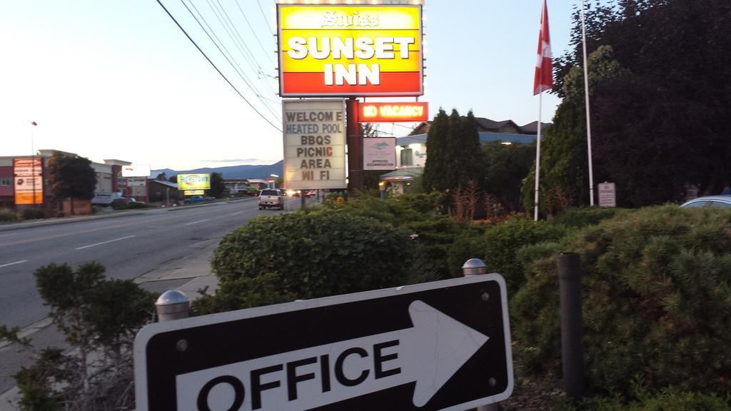 Swiss Sunset Inn Penticton Kültér fotó
