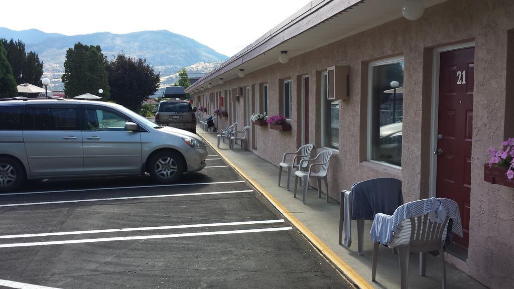 Swiss Sunset Inn Penticton Kültér fotó
