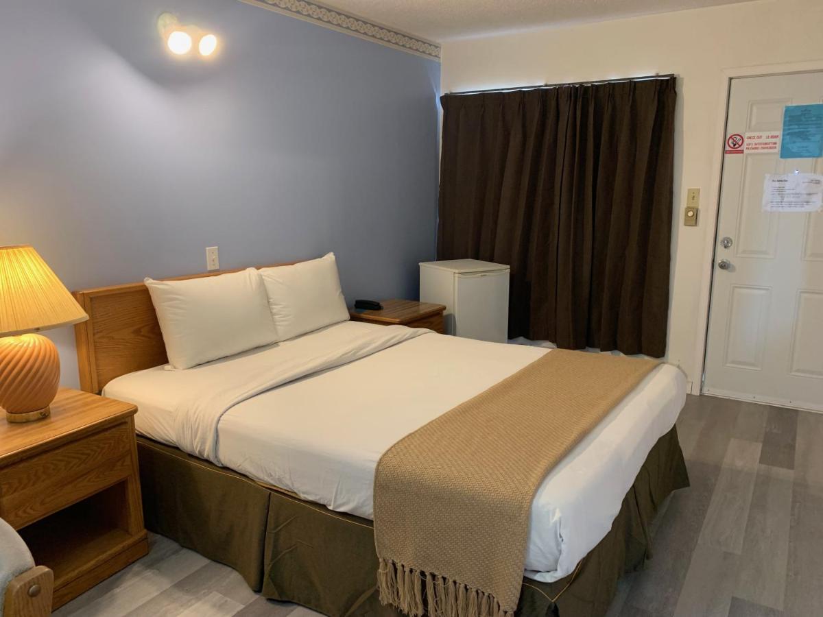 Swiss Sunset Inn Penticton Kültér fotó